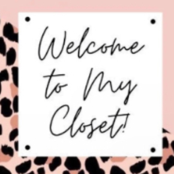 Meet your Posher, April - Picture 2 of 13